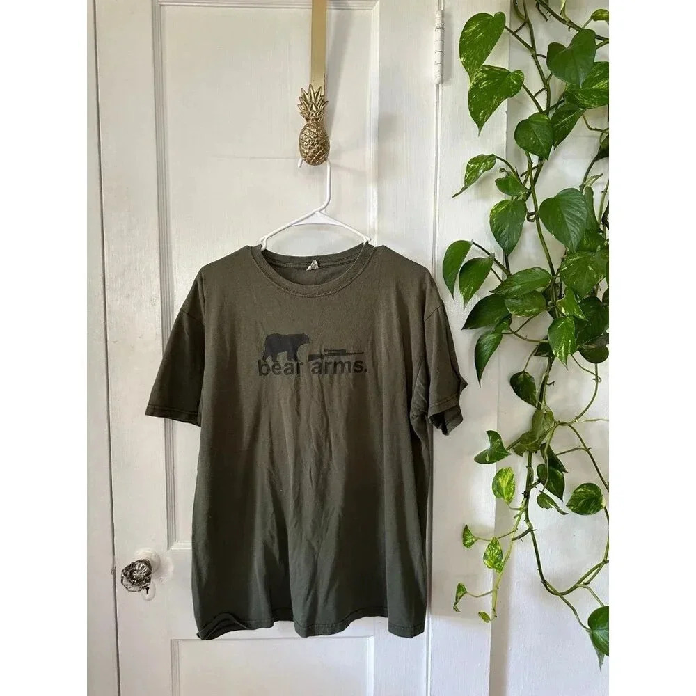 Bear Arms men’s size large Green shirt